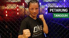 Berita video Indonesia memiliki petarung tangguh di One Championship, Eternal Glory, yaitu Priscilla Hertati Lumban Gaol. Seperti apa ketangguhan petarung wanita ini?