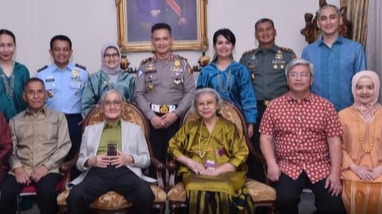 Mengenal Anak Cucu Jenderal Sepuh Mantan Wapres, Karirnya Moncer sampai jadi Jenderal di TNI dan Polri