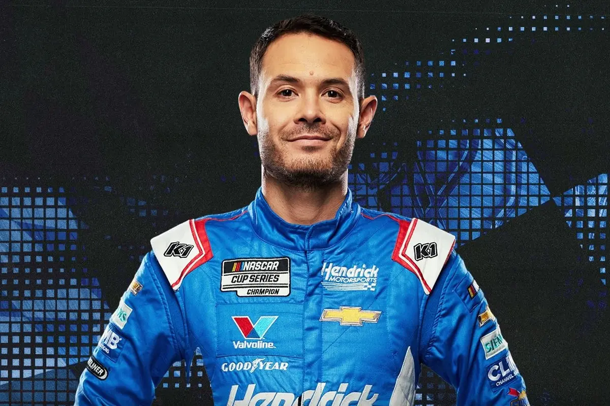 Kyle Larson Wins His Second NASCAR Cup Series Title at Phoenix Raceway!