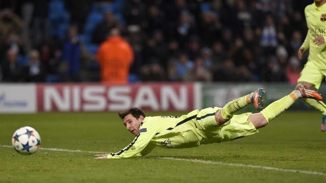 Video bintang-bintang sepak bola yang gagal manfaatkan peluang emas menjadi gol.