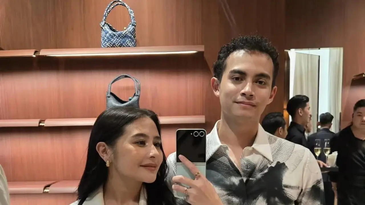 Gaya Couple Prilly Latuconsina dan Omara Esteghlal di Re-Opening Bottega Veneta, Serasi dalam Nuansa Monokrom Elegan