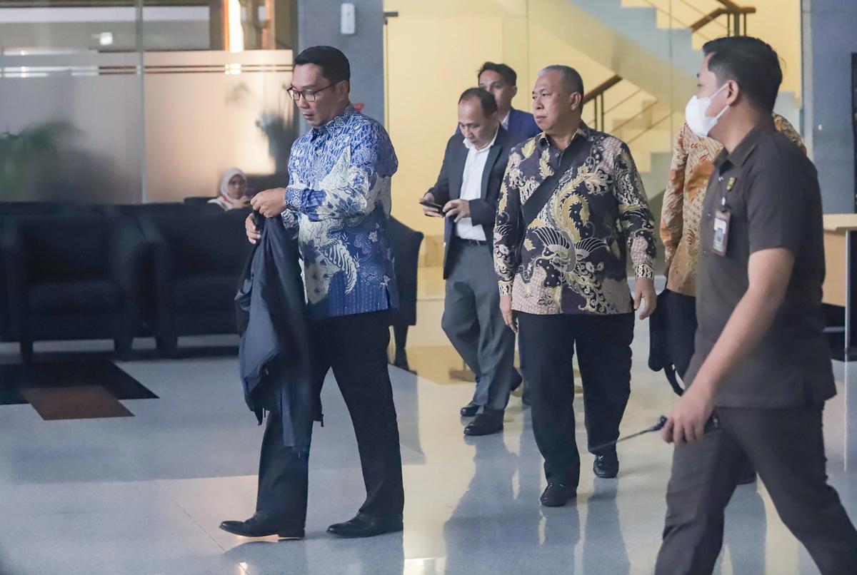 FOTO: Ridwan Kamil Penuhi Pemeriksaan KPK Terkait Kasus Korupsi Pengadaan Iklan Bank BJB