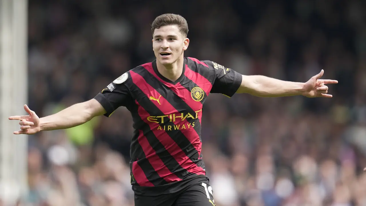 Julian Alvarez, Manchester City