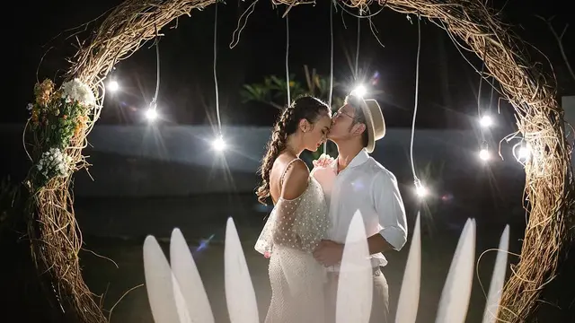 [Bintang] Nadine Chandrawina dan Dimas Anggara