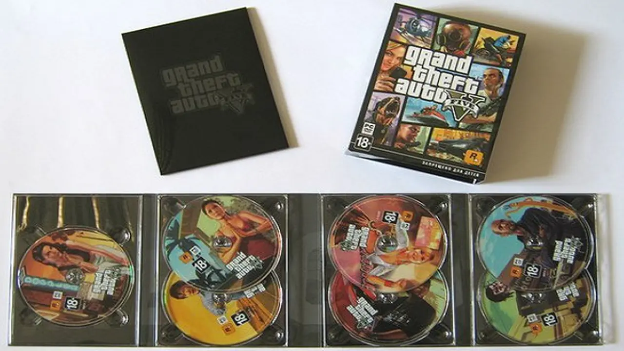 Wow, Grand Theft Auto V Versi PC Hadir Dalam 7 Keping CD!