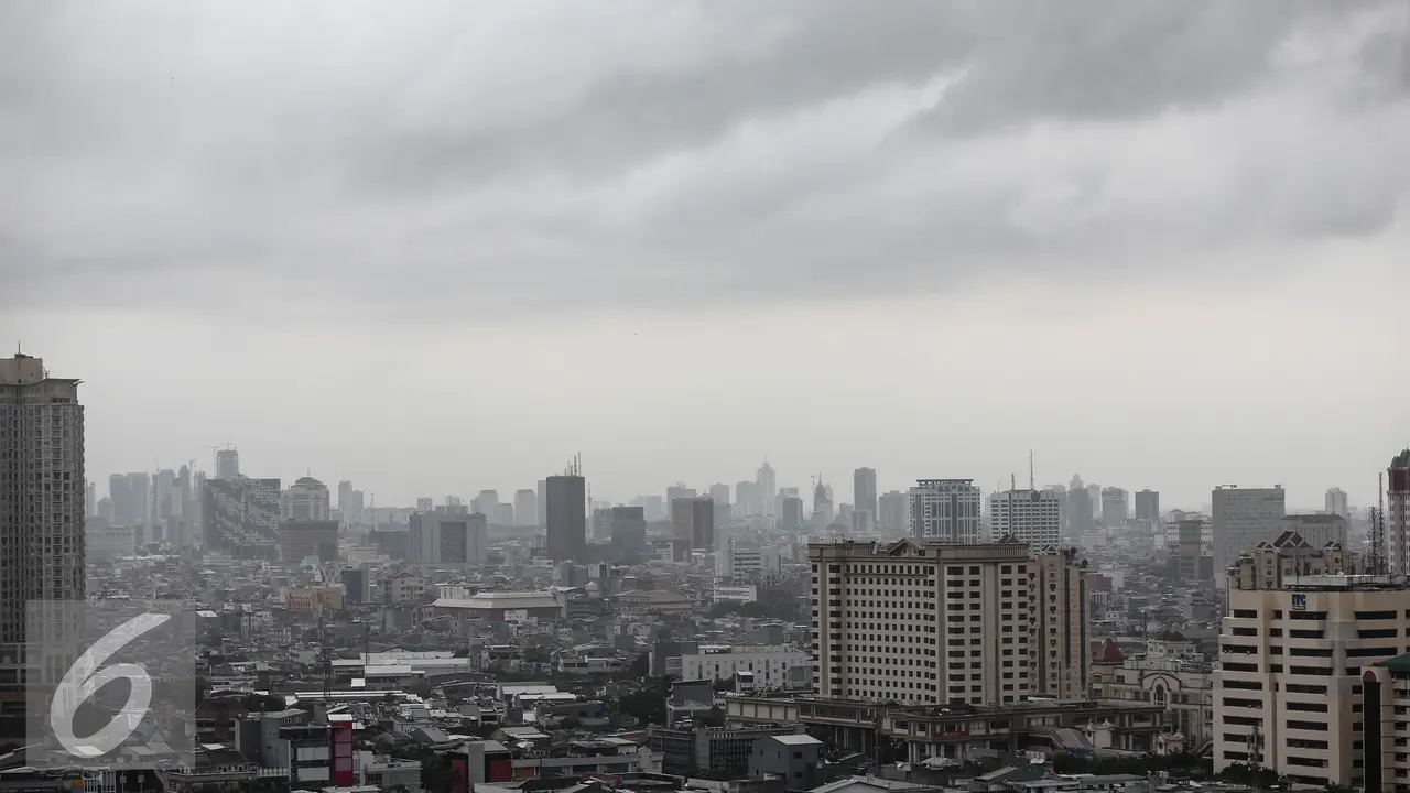 20160529-Langit Jakarta-Faizal Fanani