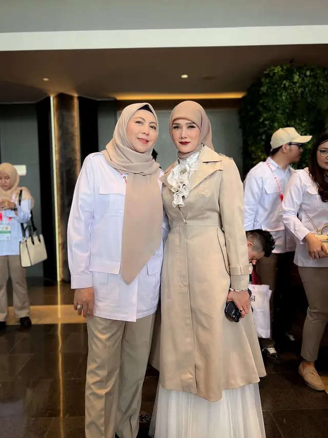 Model Blazer Mulan Jameela (Instagram/@mulanjameela01)