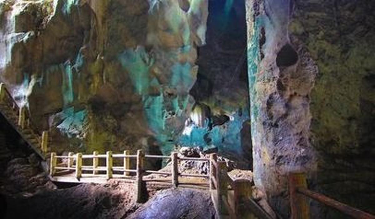 4. Ngalau Sampik<br>
