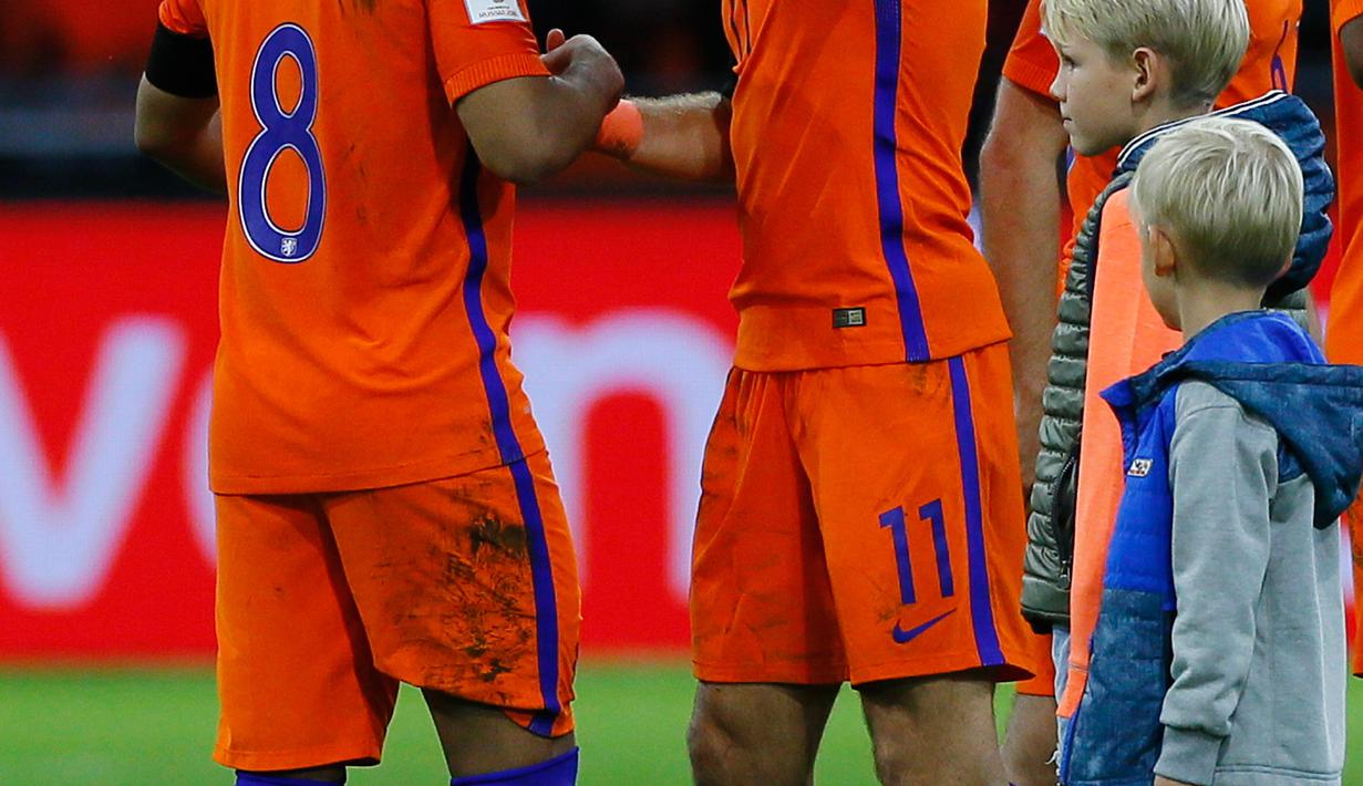 PHOTO Belanda Gigit Jari Gagal Lolos Ke Piala Dunia 2018 Bola