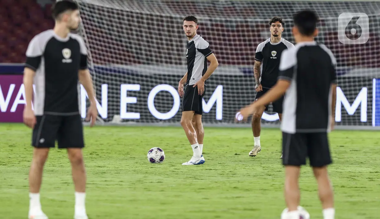 Pada pertemuan sebelumnya, timnas Indonesia berhasil menahan imbang Arab Saudi pada laga yang digelar di Stadion King Abdullah Sports City. (Liputan6.com/Angga Yuniar)