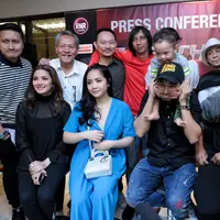 Selain Rafathar Malik Ahmad, anak Raffi Ahmad dan Gigi, film ini juga dibintangi beberapa artis senior dan komedian. Arie Untung, Babe Cabita, Fazura, Ence Bagus, Hengky Soelaeman, Inggrit Wijanarko, Agus Kuncoro. (Adrian Putra/Bintang.com)
