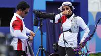 Reaksi sedih dan kecewa ttlet panahan putri Indonesia, Diananda Choirunisa setelah kalah 5-6 dari wakil Prancis, Lisa Barbelin pada babak perempatfinal nomor individual putri cabor panahan Olimpiade Paris 2024 di Les Invalides Arena, Paris, Sabtu (3/8/2024). (Dok.NOC Indonesia/Naif Muhammad Al'as)