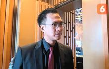 Benarkah Duduk Menyilangkan Kaki Bisa Menyebabkan Masalah Skoliosis? Ketahui Penjelasan dari Dokter
