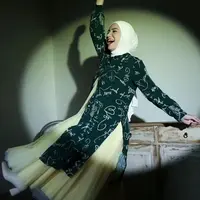 Putri Anne, istri Arya Saloka yang super modis di segala kesempatan.&nbsp;