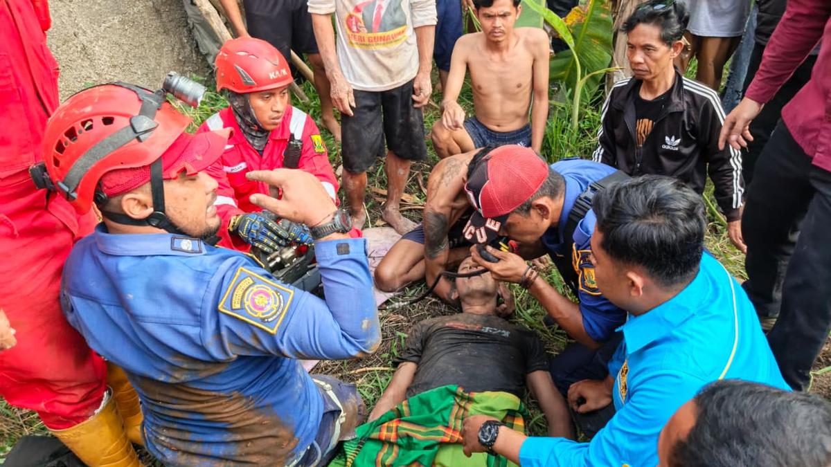 Dramatisnya Penyelamatan Empat Warga Sukabumi Terjebak di Sumur Kering