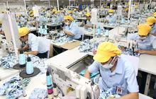 Ternyata Ini Biang Kerok Industri Tekstil hingga Kertas Masih Anjlok di Semester II-2024
