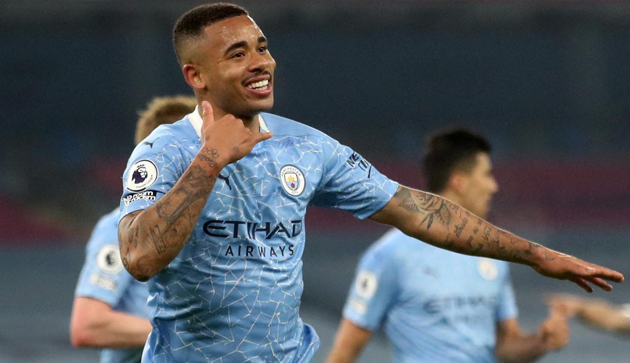 Gabriel Jesus. Striker asal Brasil yang menjalani musim kelimanya bersama Manchester City ini kurang mendapat kepercayaan dari Pep Guardiola untuk tampil reguler. Bahkan posisinya kadang dikorbankan untuk lebih memaksimalkan peran para gelandang. (AFP/Carl Recine/Pool)