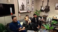 Terinspirasi Album Terbaru Danilla, Ruang Multifungsi Ini Tampil Minimalis dan Monokrom
