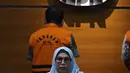 Komisioner KPK, Lili Pintauli Siregar menyampaikan rilis penahanan Inspektur Wilayah I Kementerian ATR/ BPN, Gusmin Tuarita dan Siswidodo selaku Kabid Hubungan Hukum Pertanahan BPN Jawa Timur di Gedung KPK, Jakarta, Rabu (24/3/2021). (Liputan6.com/Helmi Fithriansyah)