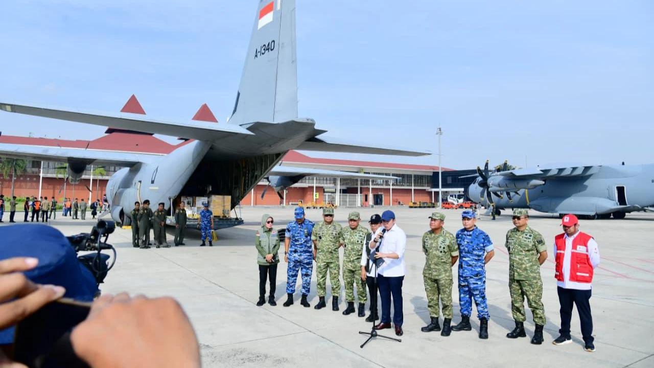 Gerak Cepat, Prabowo Kirim Empat Pesawat Bantuan ke Tiga Provinsi Terdampak Bencana