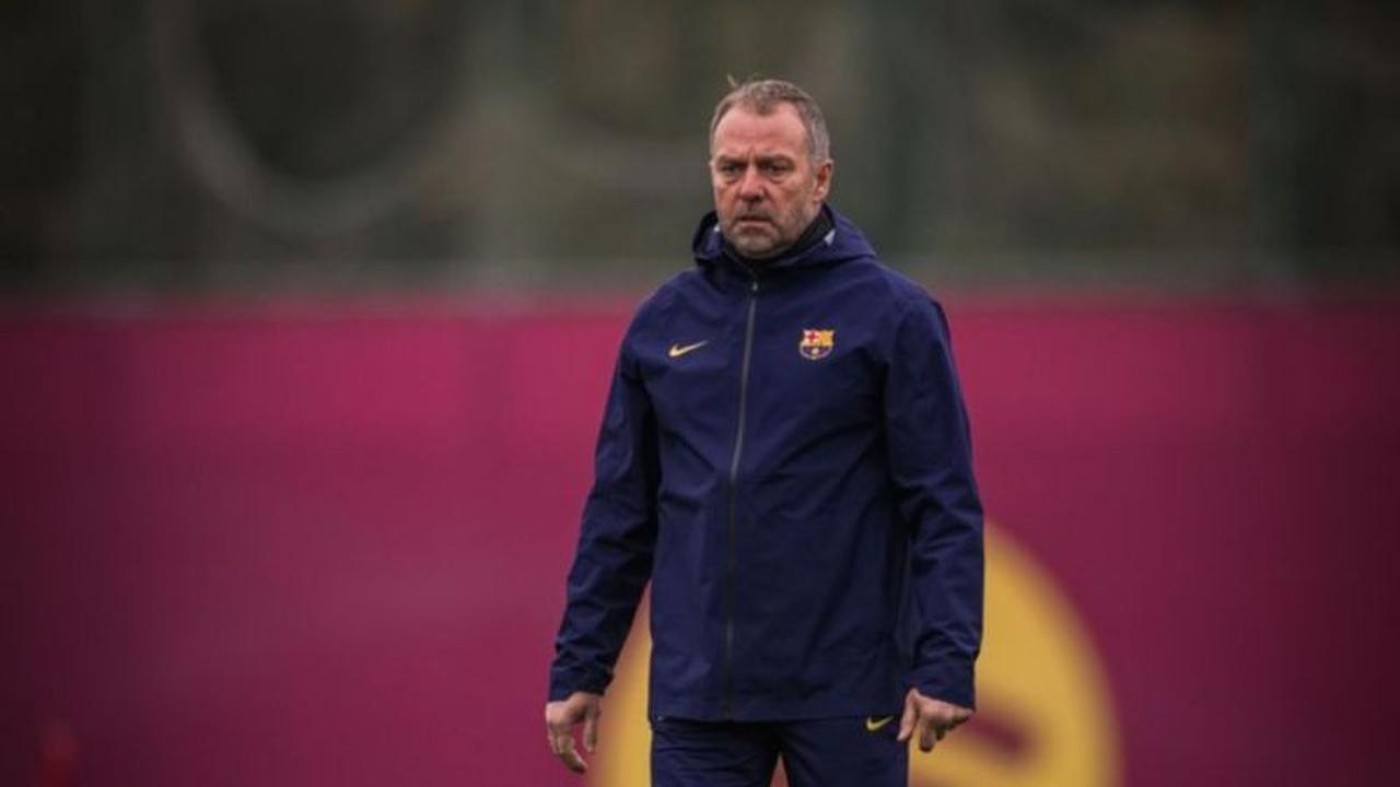 Hansi Flick Akui Barcelona Lebih Termotivasi di Liga Champions, Target Utama Musim Ini
