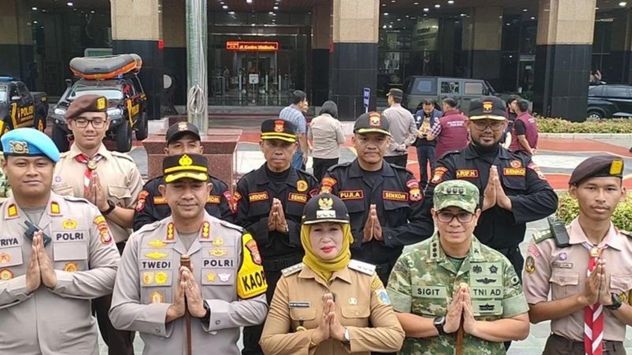 Wali Kota Jakbar Imbau Warga Tak Main Petasan Selama Lebaran, Ingatkan Bahaya Kebakaran