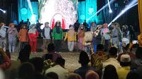 Festival Bekarang Lopak Sepang yang digelar di Desa Tebat Patah, Kabupaten Muaro Jambi, Provinsi Jambi pada Sabtu 24 Agustus 2024 mengangkat prosesi adat 'Bekarang'. (Ist)