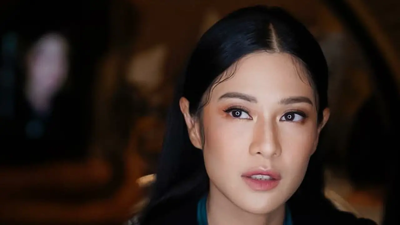 Dian Sastrowardoyo. (Foto: Dok. Instagram @therealdisastr)