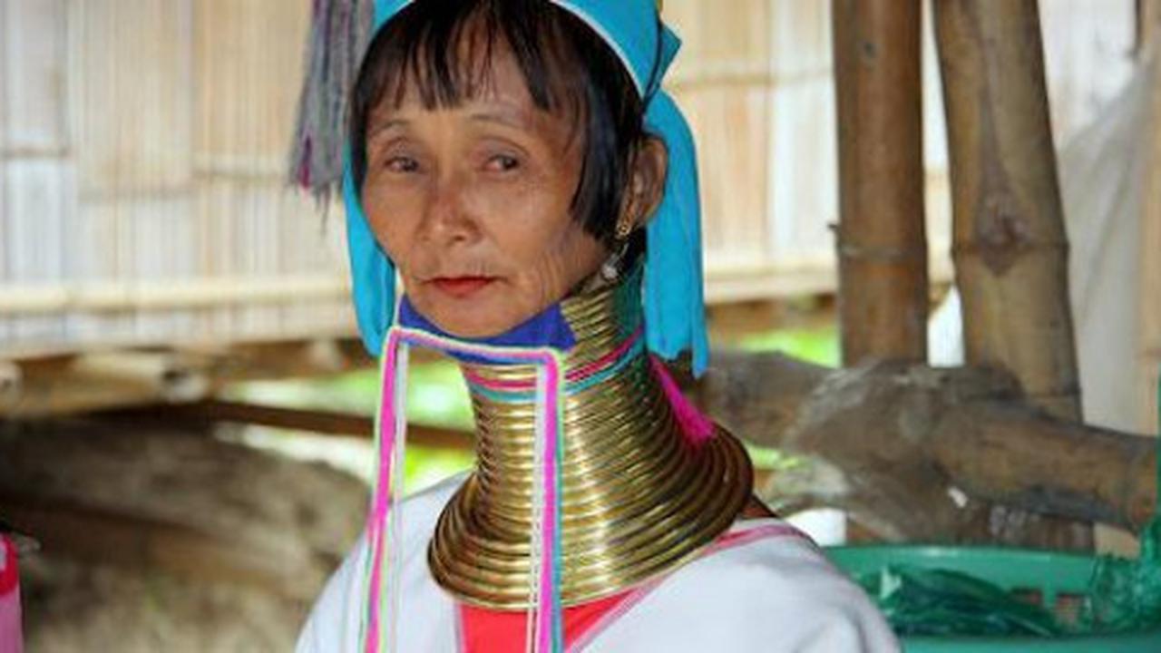 Tradisi cantik paling ekstrem di dunia