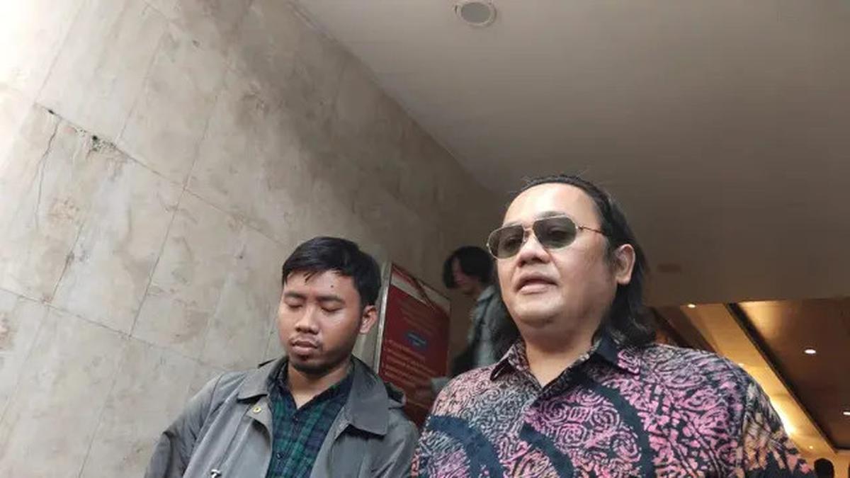 Farhat Abbas Tanggapi Laporan yang Dilayangkan Denny Sumargo Terkait Dugaan Pengancaman: Silakan Saja!
