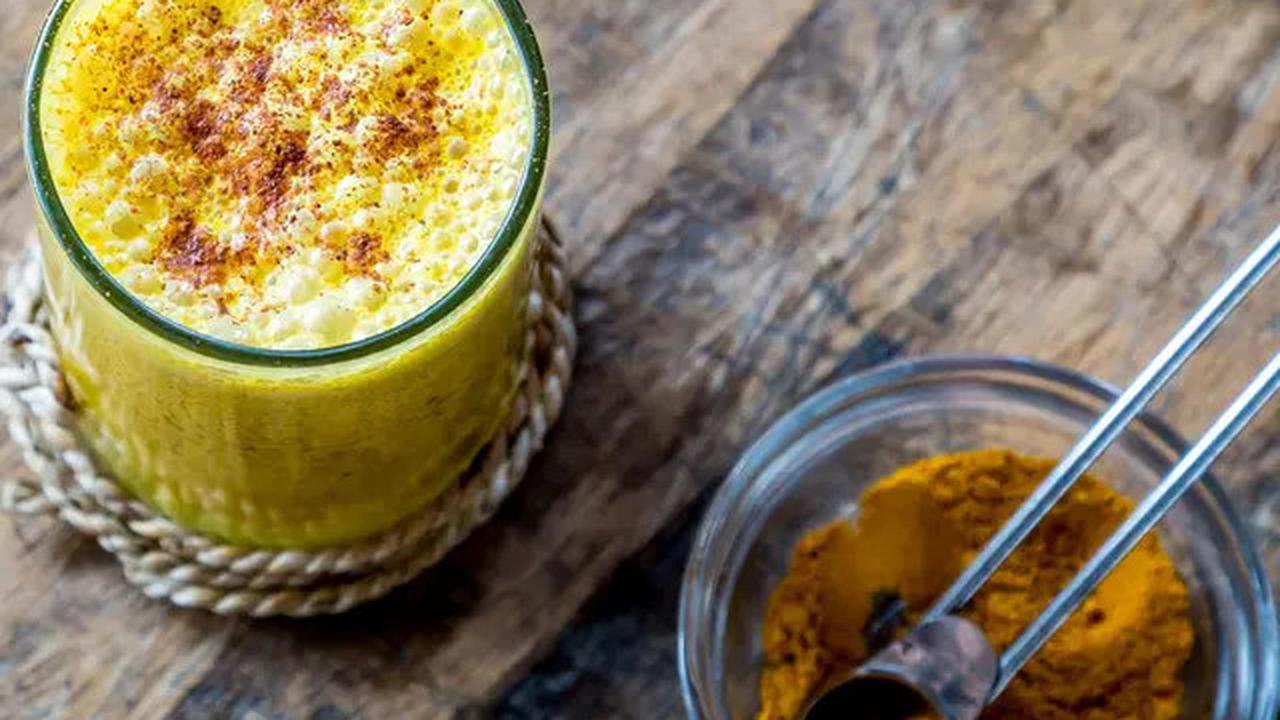Resep Wedang Kunyit Madu, Enak Dinikmati Saat Santai di Long Weekend