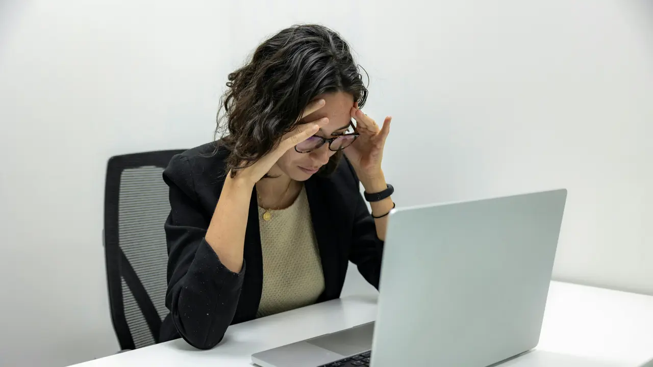 Kelelahan Bekerja yang Dialami oleh Working Moms