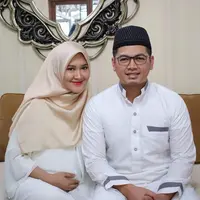 Tommy Kurniawan dan Lisya Nurrahmi