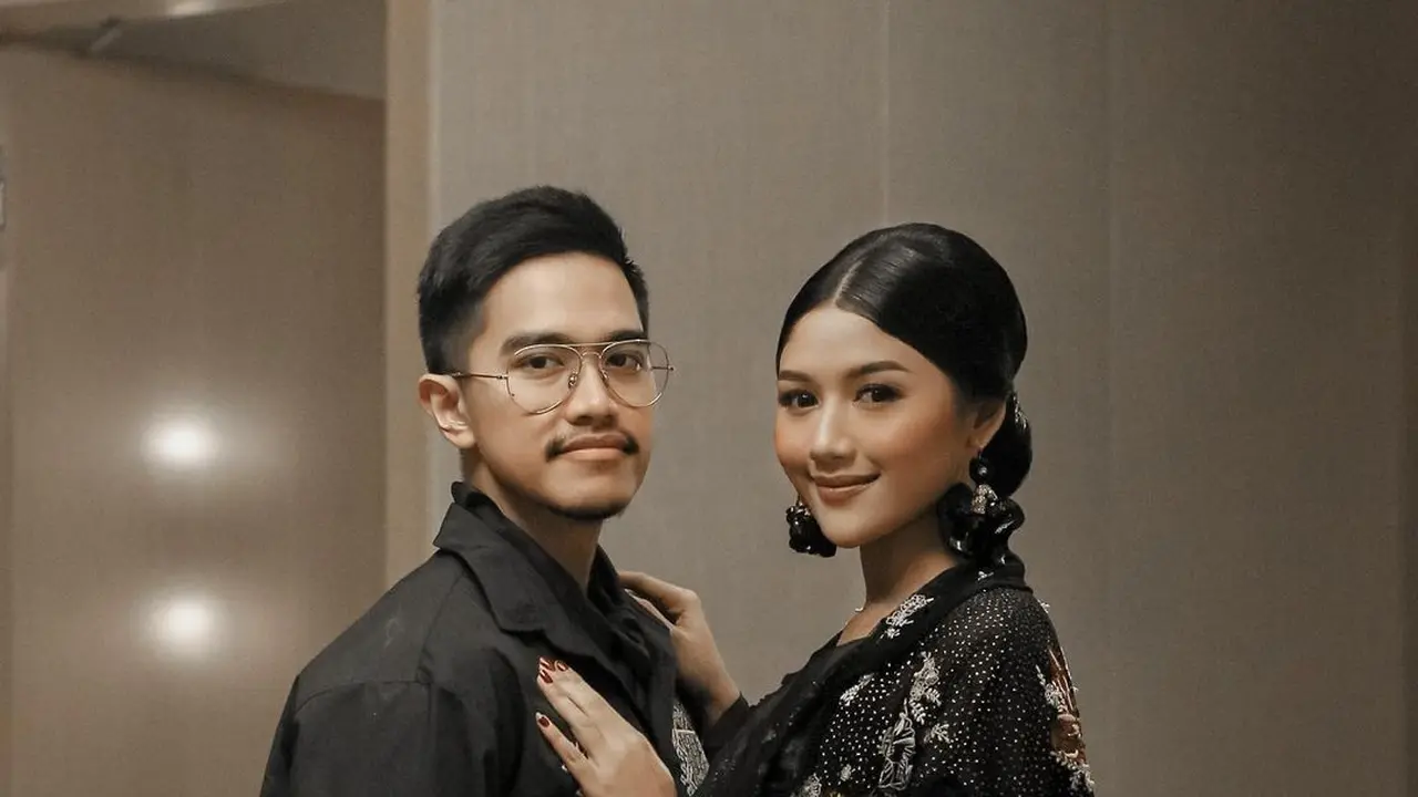 Gaya Anggun Erina Gudono Restui Kaesang Pangarep Maju Jadi Depok 1