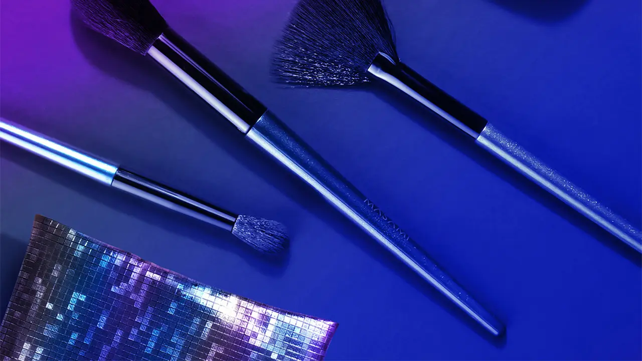 5 Rekomendasi Kuas Makeup yang Wajib Dimiliki Pemula