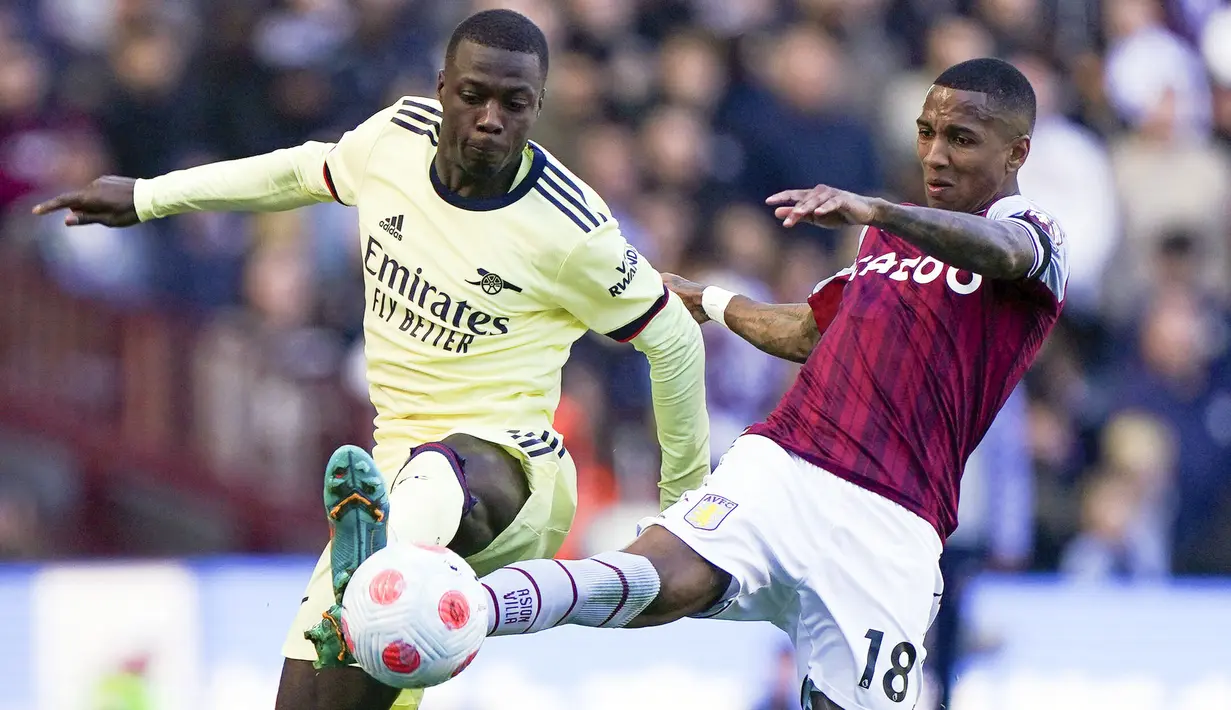 Pada babak kedua, Arsenal dan Aston Villa sama-sama saling menebar ancaman. Arsenal mesih mencoba untuk menggandakan keunggulan sedangkan Aston Villa berusaha untuk mencetak gol penyeimbang. (PA via AP/Nick Potts)