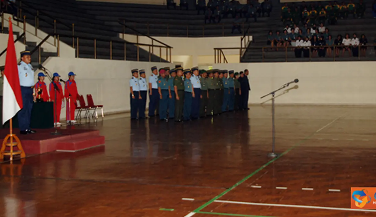 Citizen6, Cilangkap: Aspers mengatakan bahwa melalui penyelenggaraan pertandingan Bola Voli Kartini Cup XII 2012, diharapkan semangat perjuangan Ibu Kartini dapat terus ditanamkan. (Pengirim: Badarudin Bakri) 
