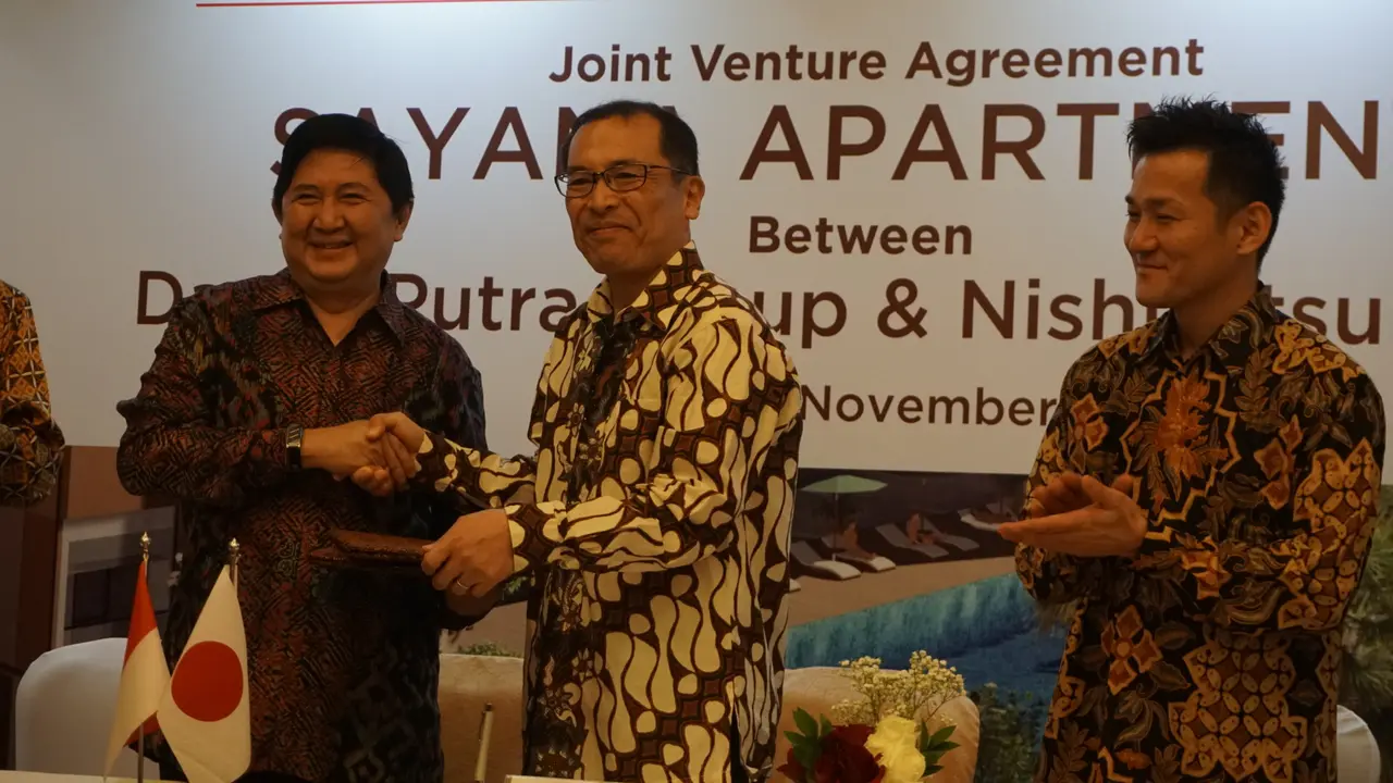 Damai Putra Group diwakili oleh Johanes Mardjuki selaku Presiden Direktur dan Nishitetsu Group diwakili oleh Toru Shigemizu selaku Wakil Direktur Divisi.