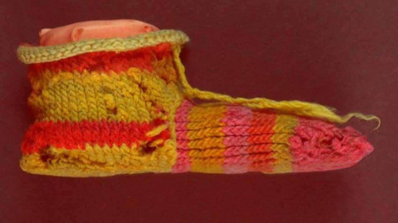 Peneliti di British Museum telah menganalisis sebuah kaos kaki anak dari zaman Mesir kuno.