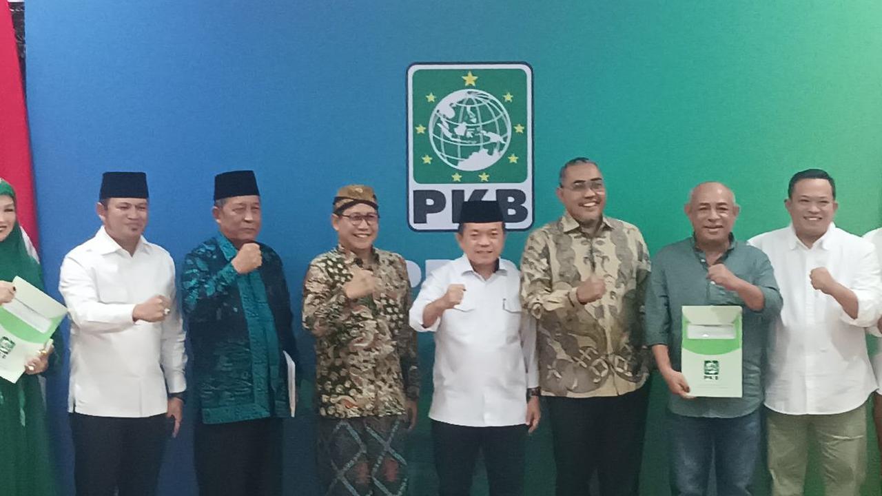 "Itulah makanya urusan pilkada ini nyaris tidak ada akhirnya sampai dengan pemberangkatan ke KPU," ucap Abdul Halim.