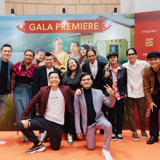 Wakili Indonesia di Piala Oscar 2023, Ini 6 Potret Kompak Pemain Film Ngeri-Ngeri Sedap