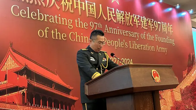 <p>Atase Pertahanan China di Indonesia Kolonel Senior Xu Sheng dalam acara peringatan 97 tahun berdirinya Tentara Pembebasan Rakyat China (PLA) di Jakarta, Senin (29/7/2024). (Dok. Liputan6/Benedikta Miranti)</p>