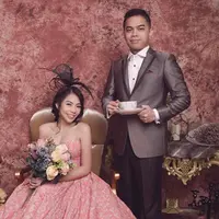 Menuju hari bahagia, Kezia Karamoy dan calonsuaminya, Axcel Narang, telah melakukan persiapan yang hampir sempurna. Diakui sang calon mempelai wanita, 90 persen telah dicapai dalam persiapannya. (Instagram/itskeziakaramoy)