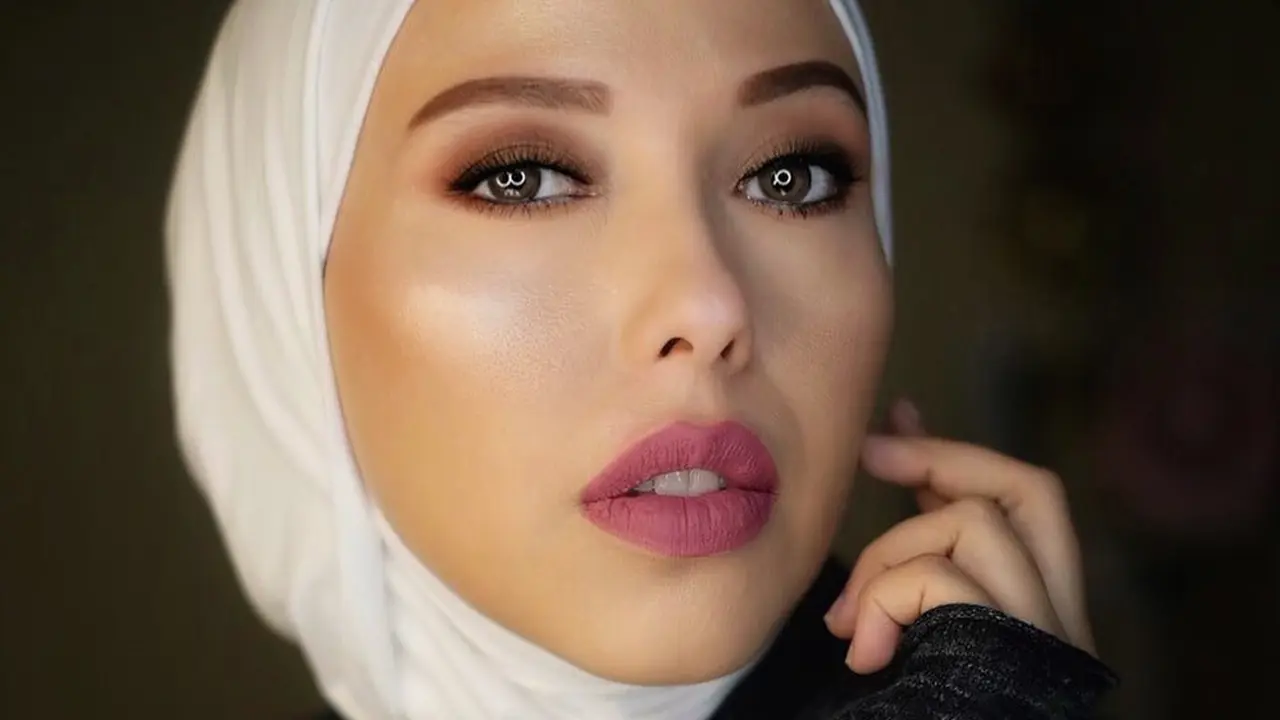 Tampil segar di bulan Ramadan ala Vivi Thalib