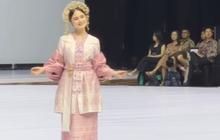 Potret Cantik Tissa Biani di Runaway Indonesia Fashion Week, Buktikan Cewek 153cm Bisa Jadi Model Catwalk