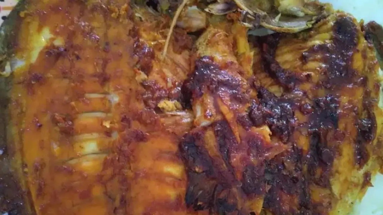 Resep praktis ikan bawal bakar kecap