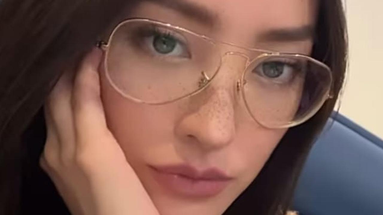 Potret Natasha Wilona di Amerika Serikat tak luput dari perhatian netizen. Mereka menyebut jika penampilan Natasha Wilona begitu cantik.<br>