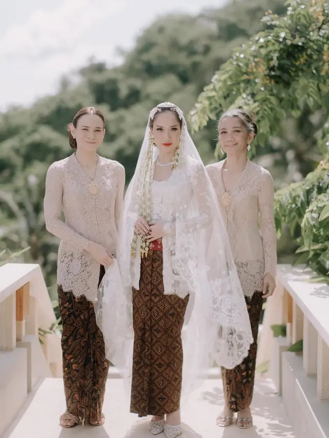 8 Busana Pilihan Bunga Citra Lestari dari Akad Nikah sampai After Party, Elegan Serba Putih
