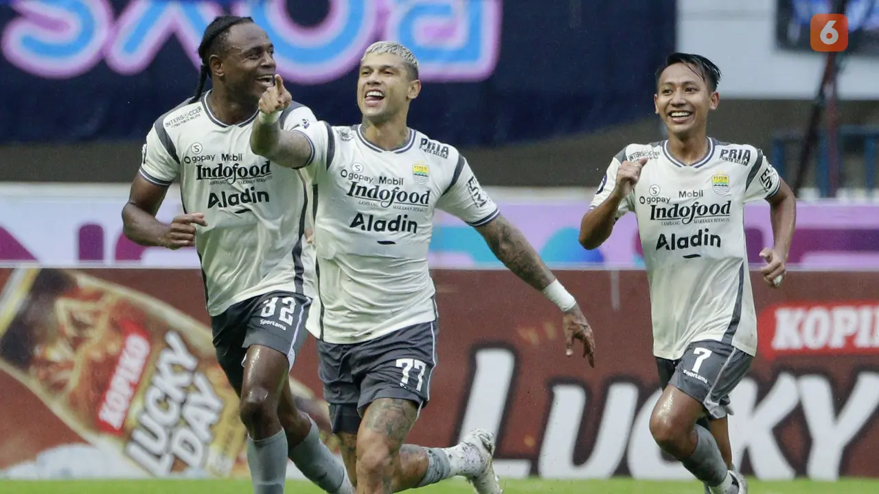Foto: Aksi Duo Brasil Jinakkan RANS Nusantara FC, Persib Kudeta Persija dari Peringkat Kedua Klasemen BRI Liga 1 2022 / 2023