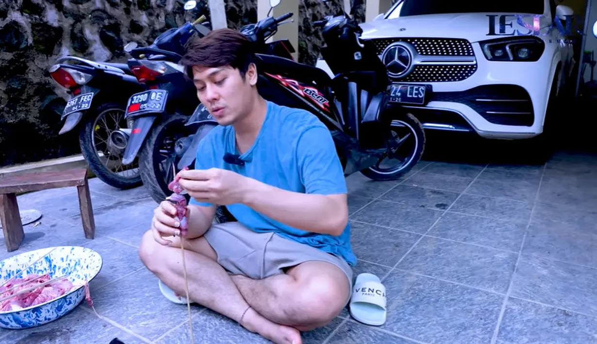 Lesti Kejora dan Rizky Billar (Youtube/Leslar Entertainment)